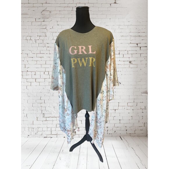 Boho Upcycled GRL PWR Tshirt Poncho One Size - Picture 1 of 3